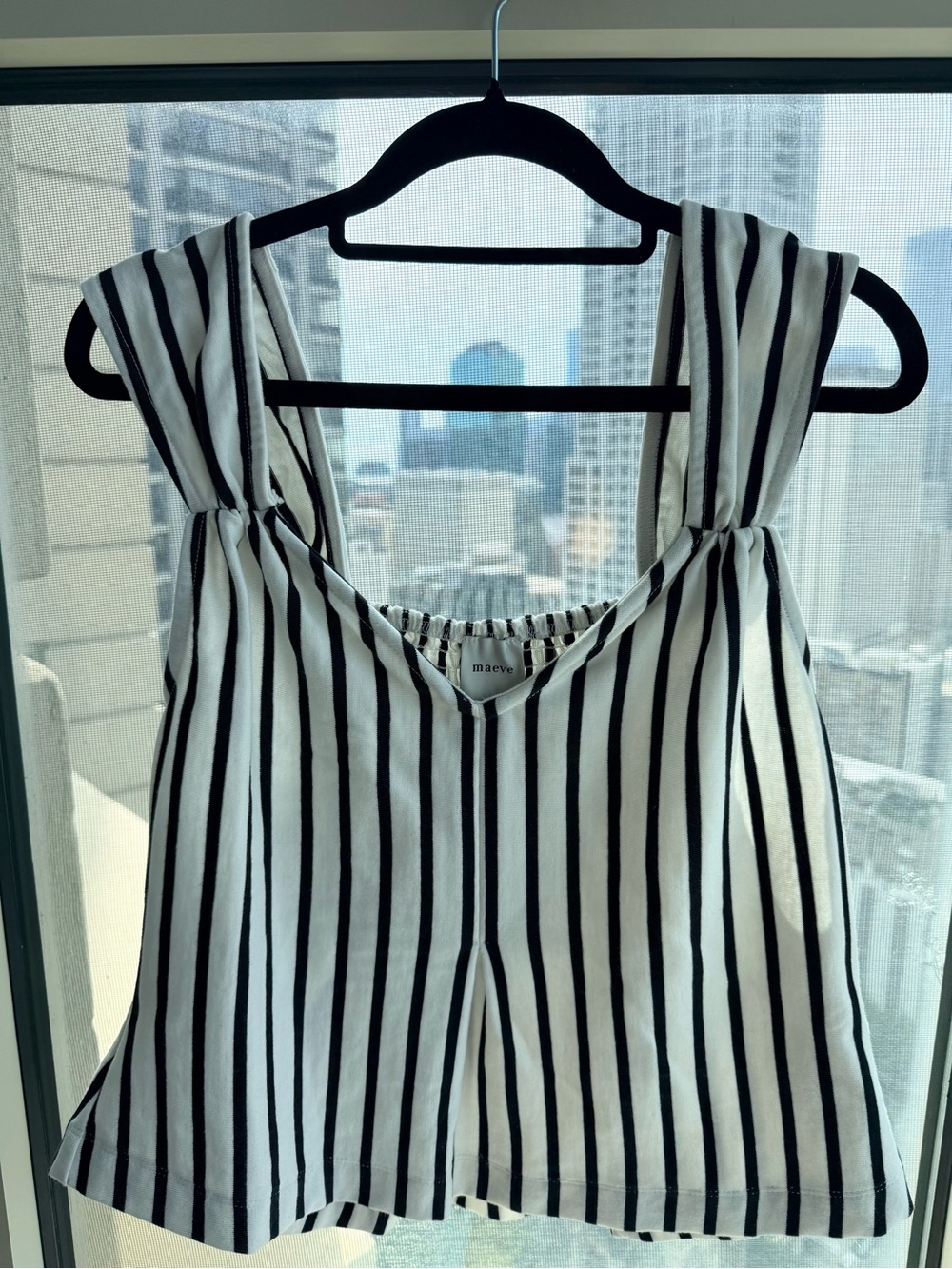 LIKE NEW Women’s Maeve Black & Ivory Stripe Tank Top in 100% Cotton - LP - Picture 3 of 9